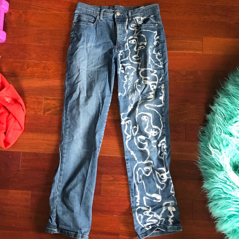 Lee’s Painted High-waisted Jeans